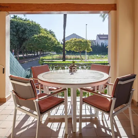 Ponderosa Apartment